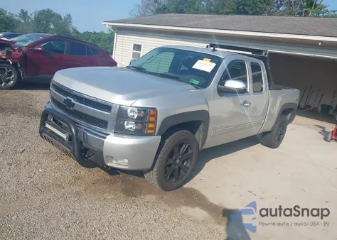 2011 Chevrolet Silverado K1500 Lt z USA, uszkodzony, nr VIN 1GCRKSE33BZ141174